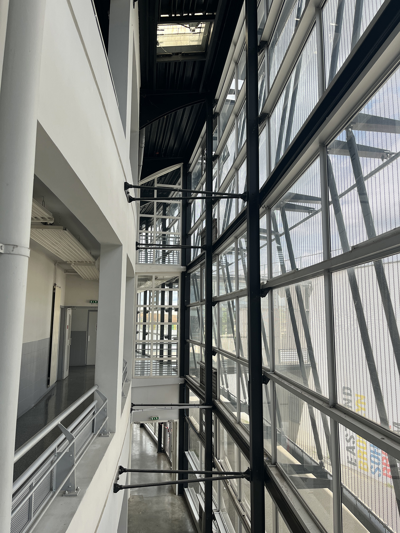 COLLÈGE LACHENAL - photo 6